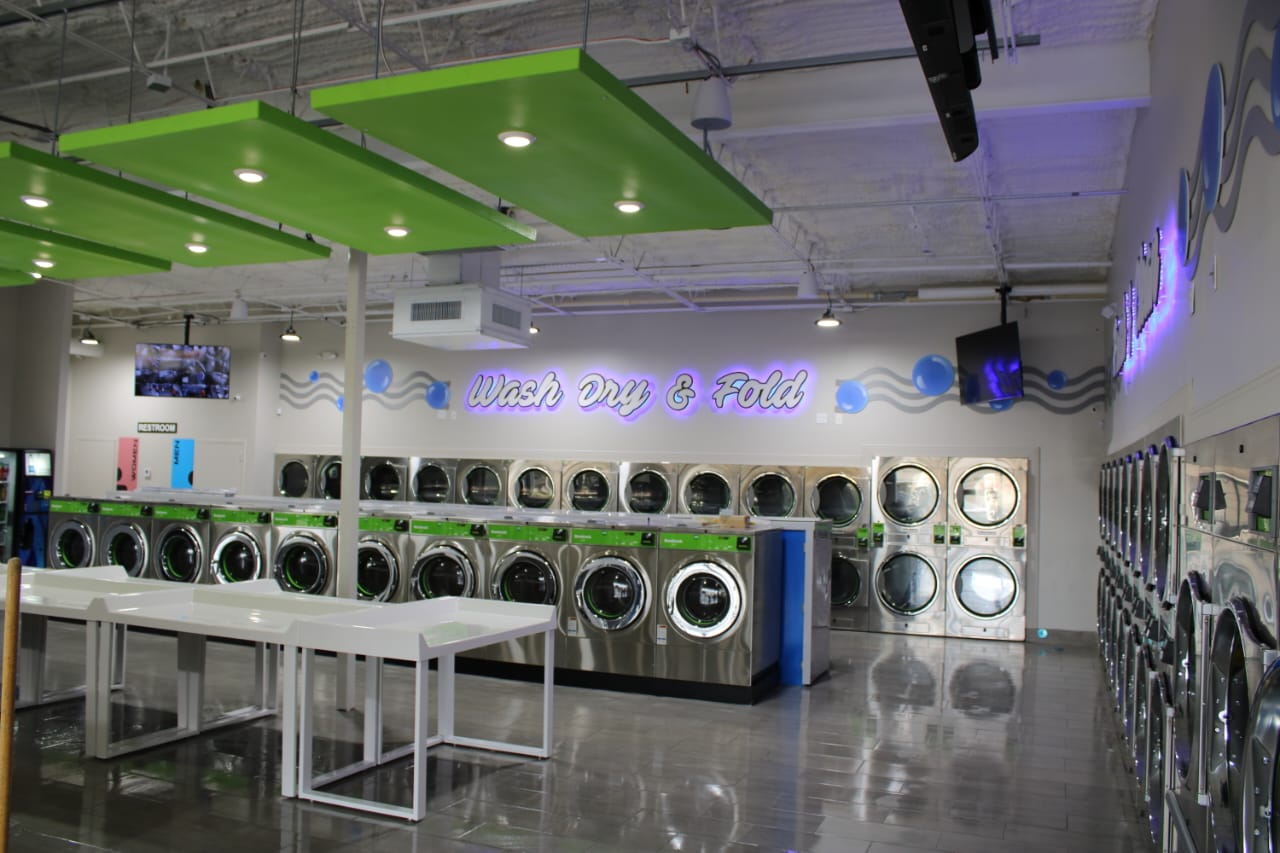 Breeze Laundry - Westheimer